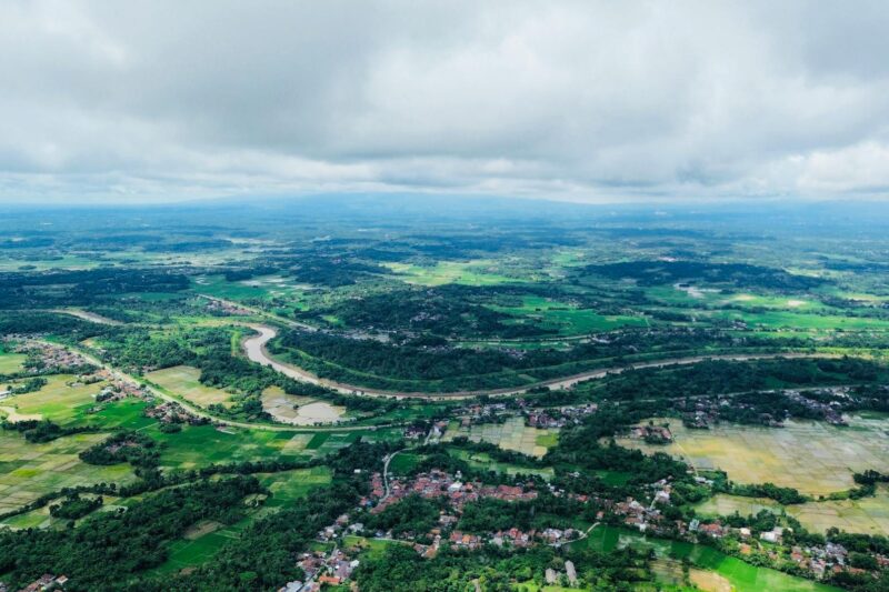 Temukan Pemandangan Terbaik di Pattaya: Menikmati Keindahan Lampu Neon dari Ketinggian