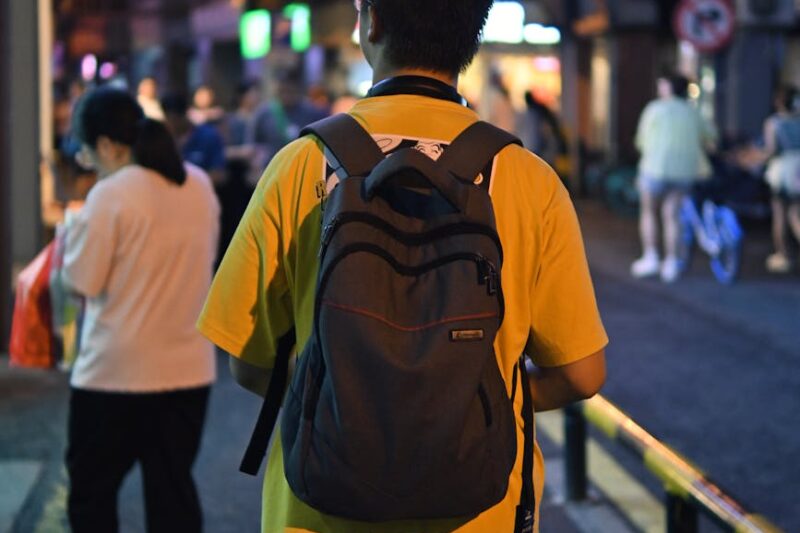 探索芭提雅夜生活：最佳派对船之旅，结识全球旅者