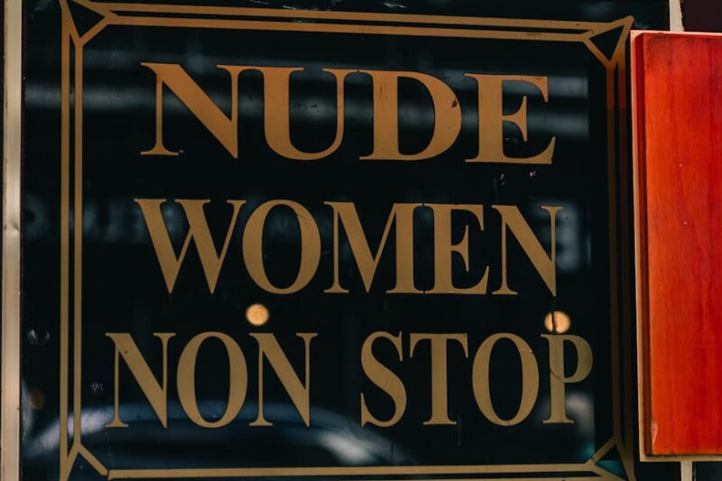 I migliori bar per osservare la gente su Walking Street, lontano dalla musica assordante