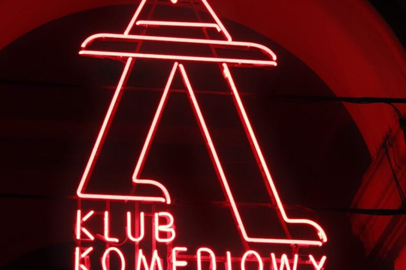 Klub Pantai Terbaik di Pattaya untuk Suasana Siang Hari yang Berlanjut Sampai Malam