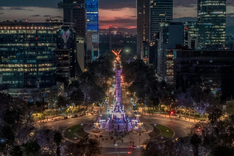 Guía de la Vida Nocturna en Jomtien Beach: Una Alternativa Más Relajada a la Ciudad de Pattaya