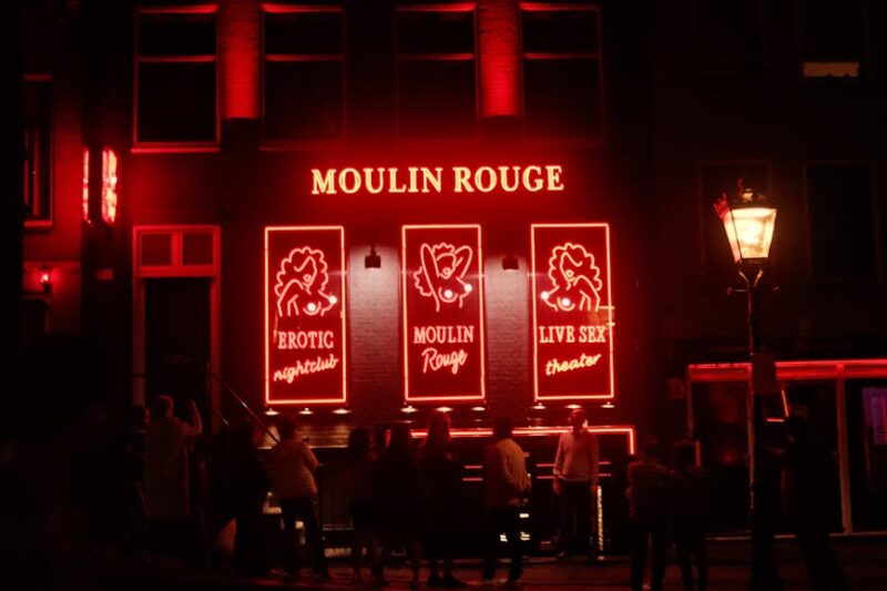 Guide de sécurité pour la vie nocturne à Amsterdam, Quartier Rouge